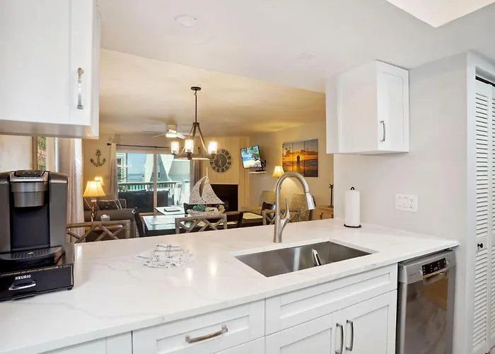 Pelican Pointe 2a